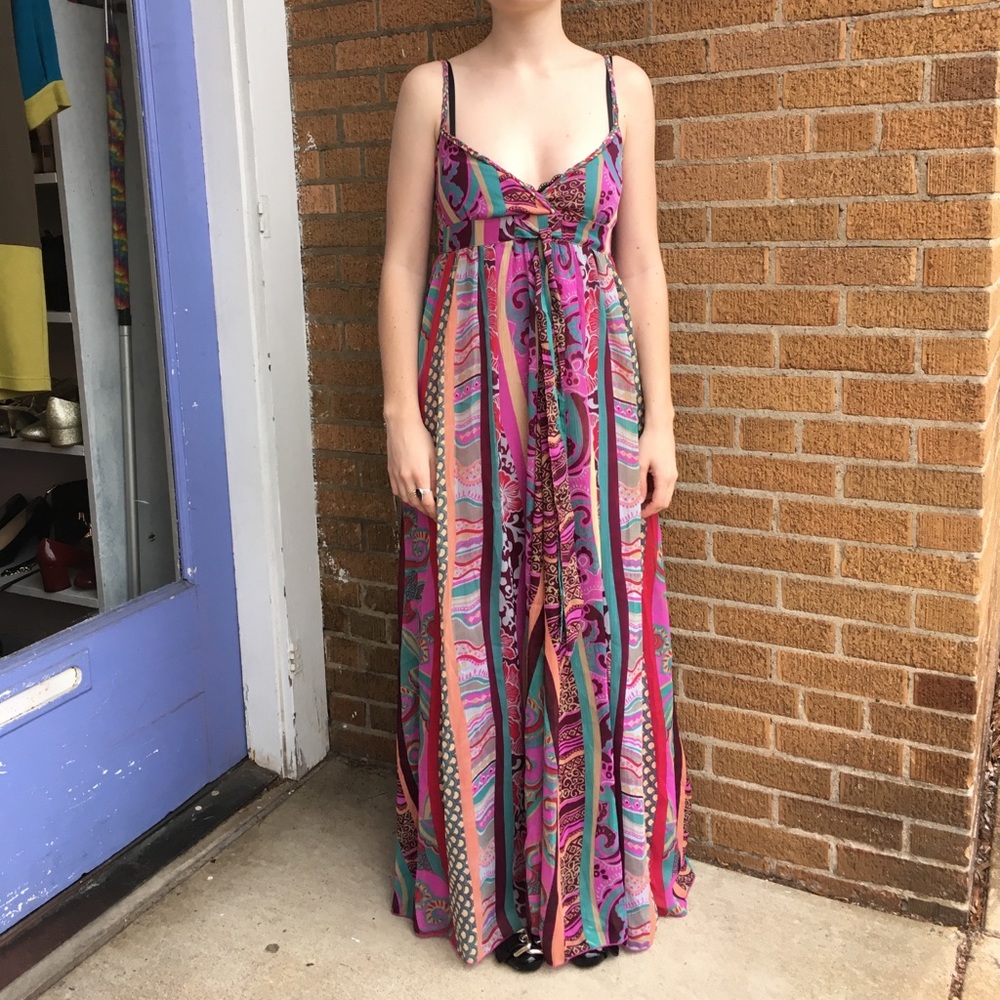New Multicolored, Multi-Patterned Maxi \ Small * - image 1
